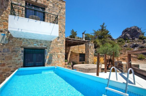 Villa Lato - Villa with private pool and yard